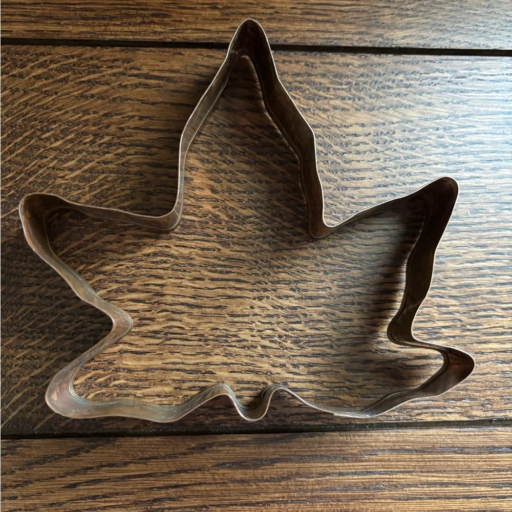 🍁SOLID COPPER MAPLE LEAF COOKIE CUTTER